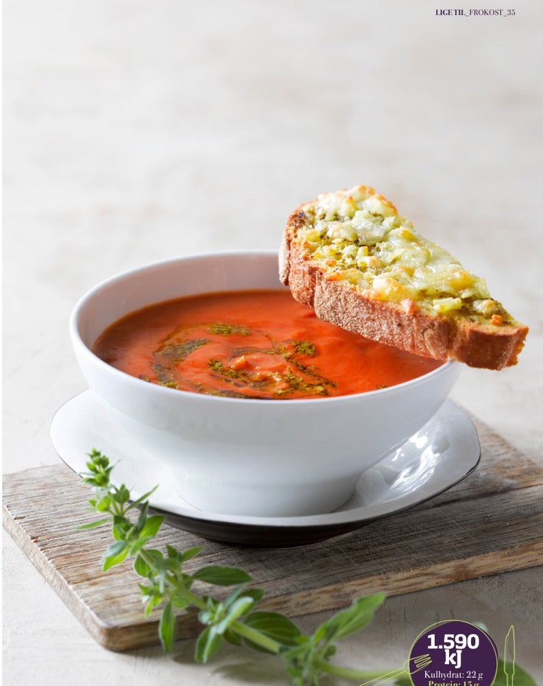 Tomatsuppe med gratineret pestobrød og ATPRO 200